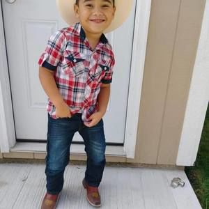 Meet your Posher, Juan